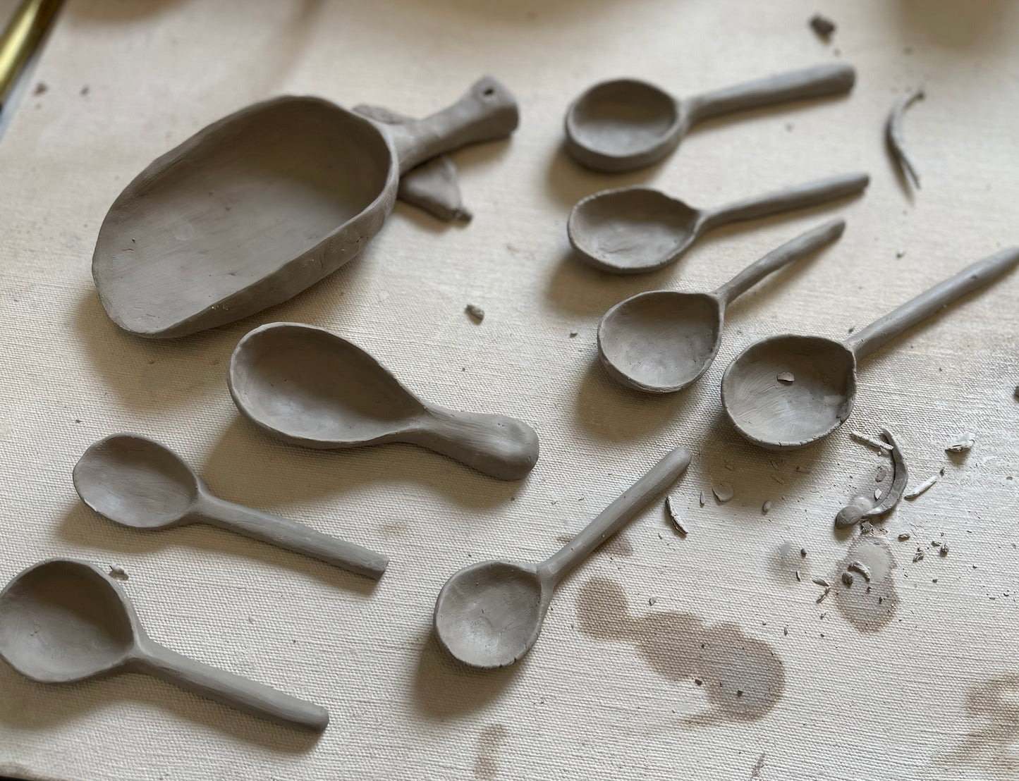 Mini-MUD: AUGUST THURSDAY EVENINGS (6-9PM) - 4-Week Pottery Intro Class